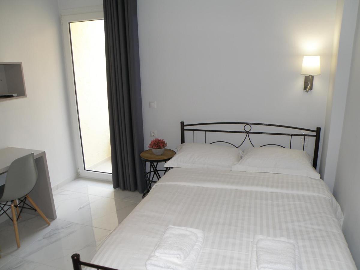 Talos Apartments And Studios Heraklion Exteriör bild