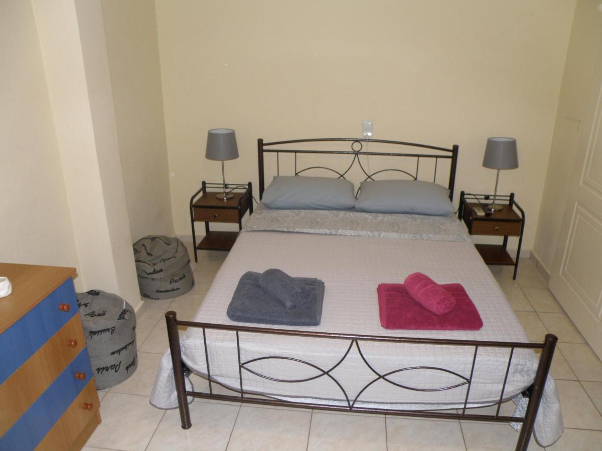 Talos Apartments And Studios Heraklion Exteriör bild