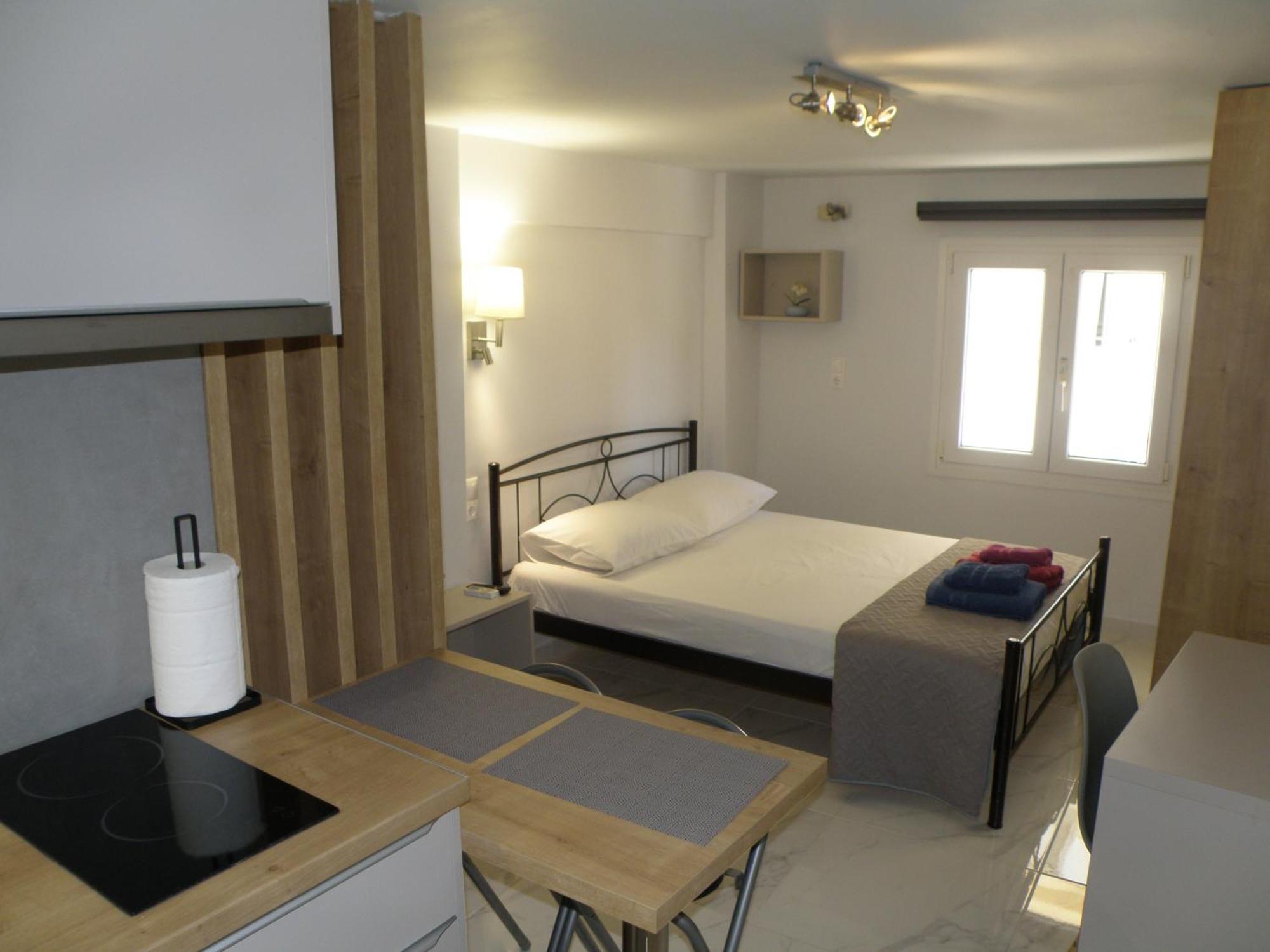 Talos Apartments And Studios Heraklion Exteriör bild