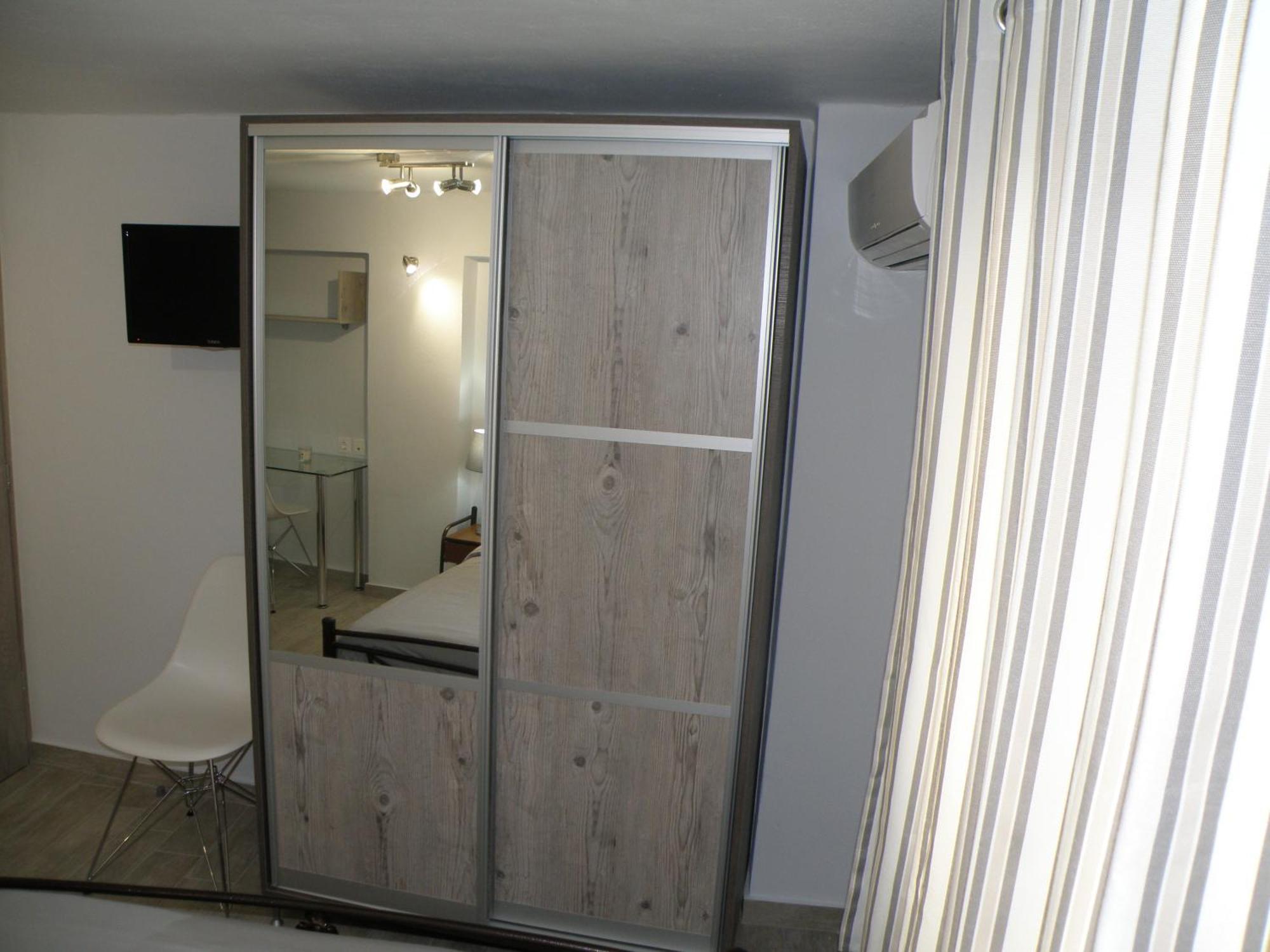 Talos Apartments And Studios Heraklion Rum bild